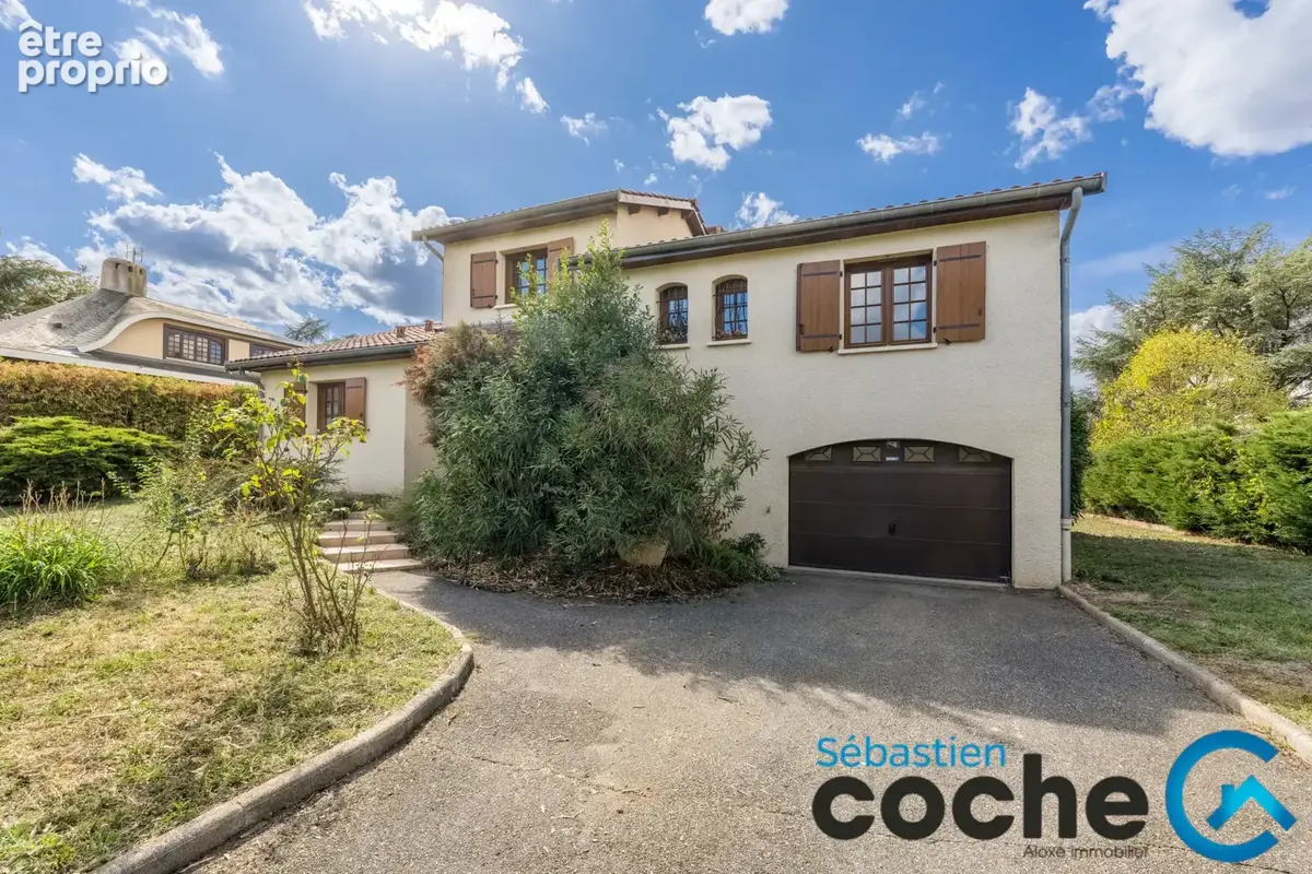 Exclusivité Chassieu - Villa 121m2 avec garage 50m2  sur parcelle 1000m2 - photo 17
