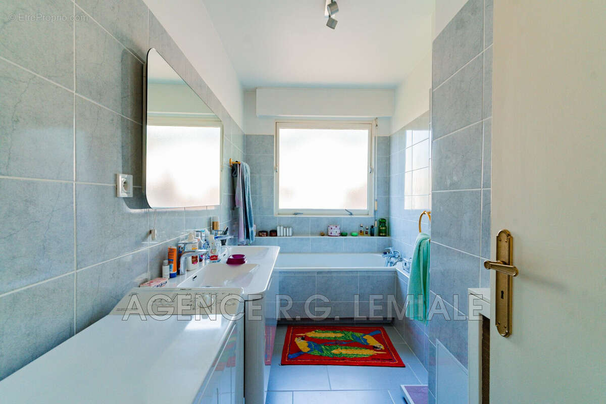 Appartement à MAISONS-LAFFITTE