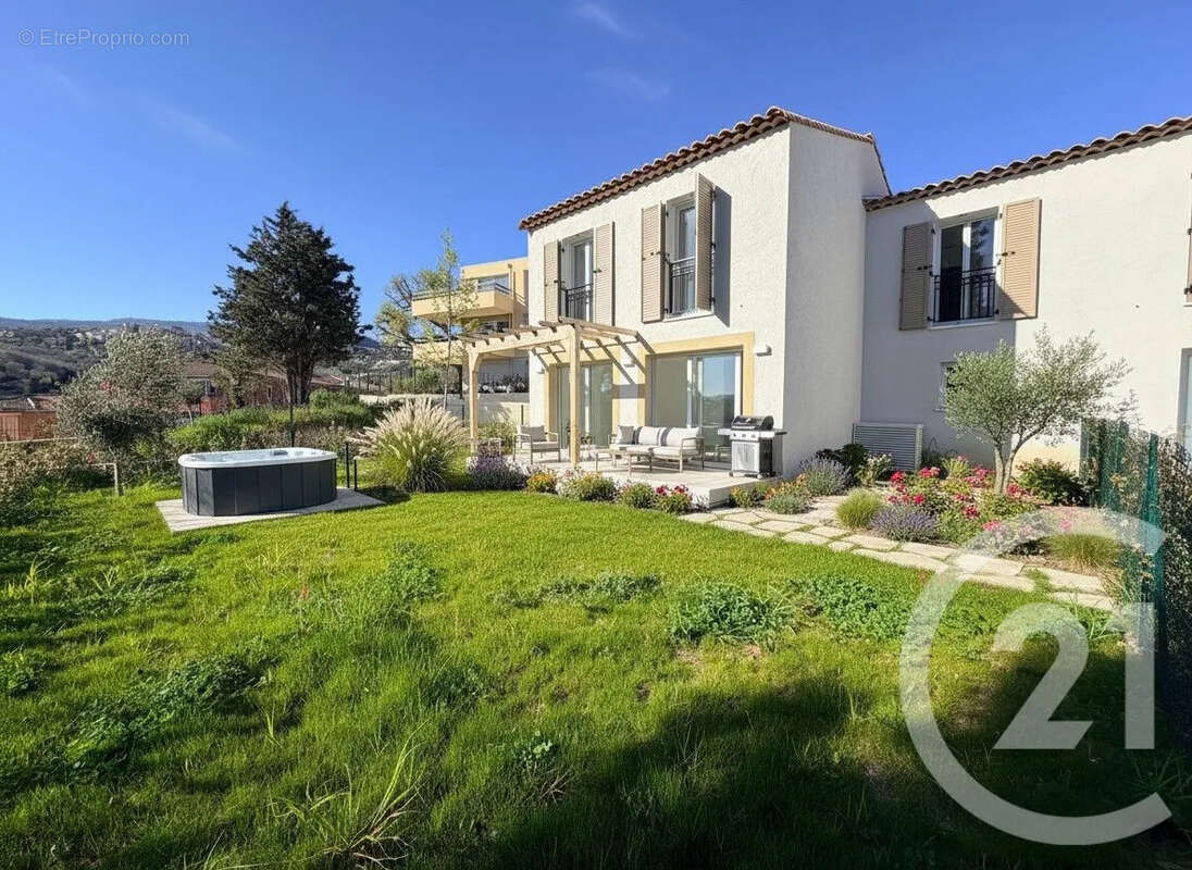 Maison à OPIO
