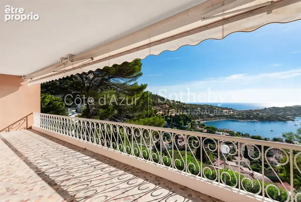 Villefranche sur Mer, appartement rénové avec vue mer au Col de Villefranche - photo 4