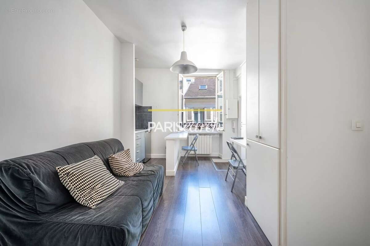 Appartement à PARIS-6E