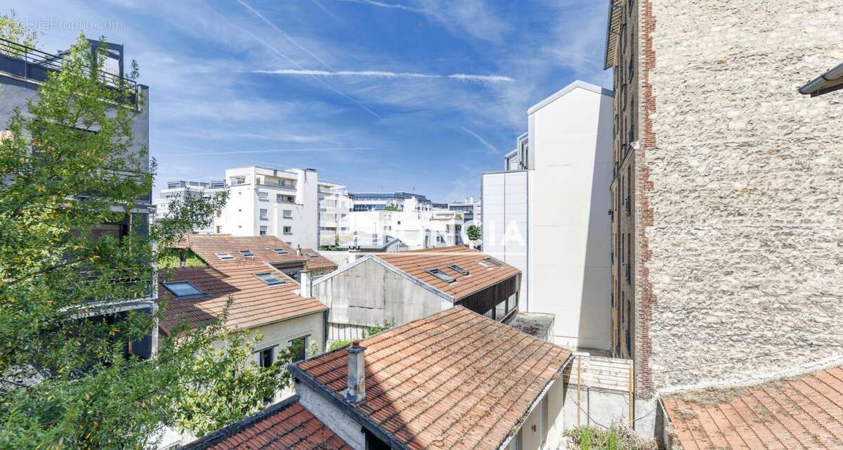 Appartement à ISSY-LES-MOULINEAUX