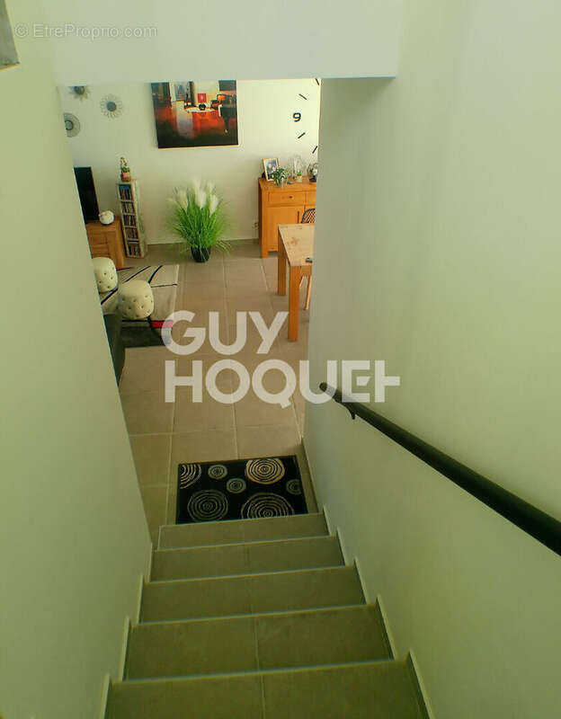 Maison à MORIERES-LES-AVIGNON