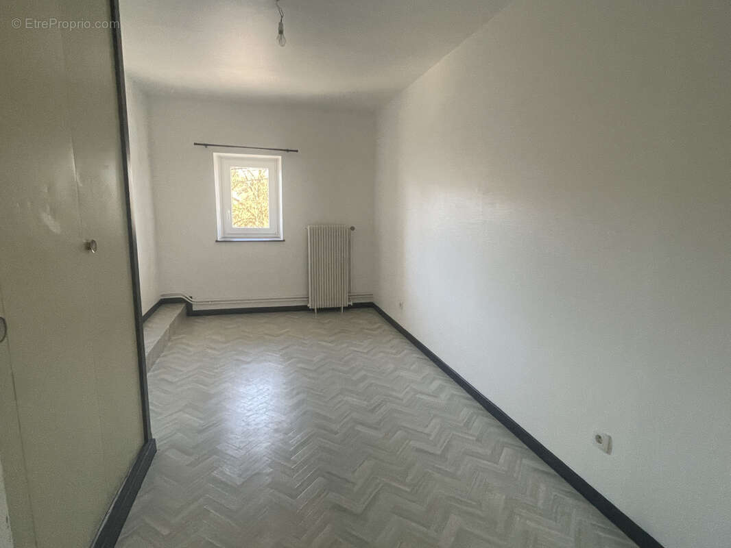 Appartement à VEZELISE