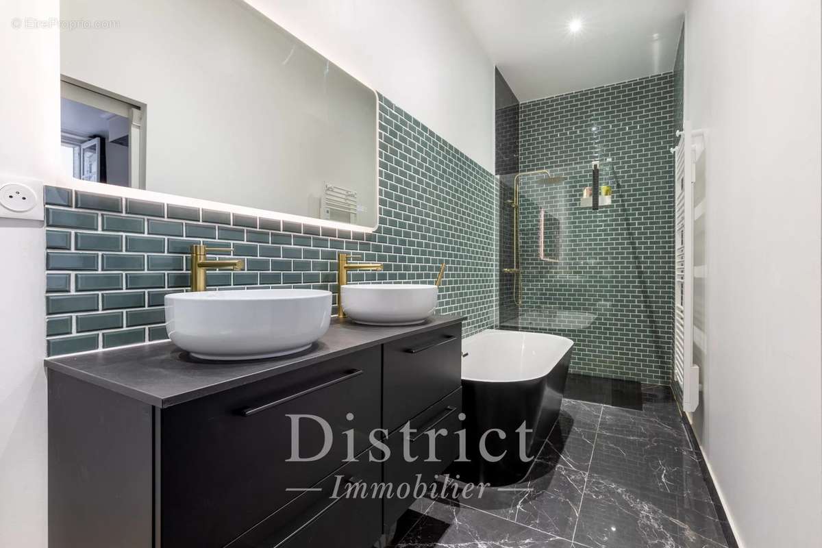 Appartement à PARIS-4E