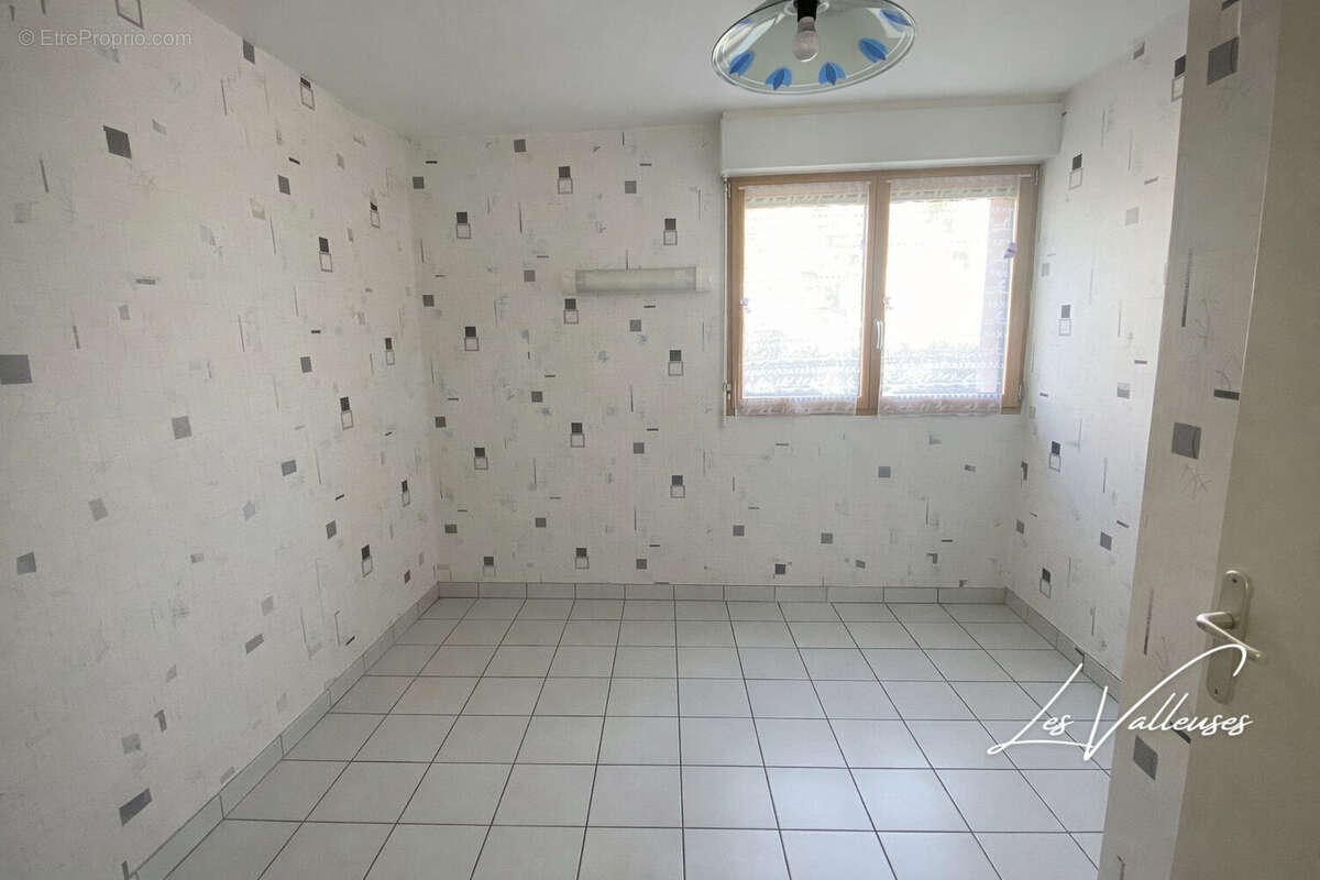 Appartement à ARQUES-LA-BATAILLE