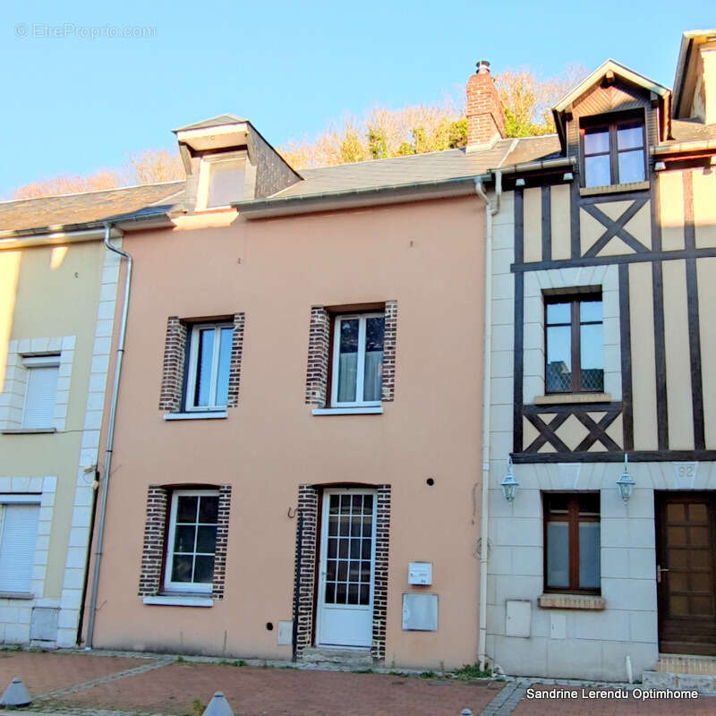 Maison à AMFREVILLE-LA-MI-VOIE