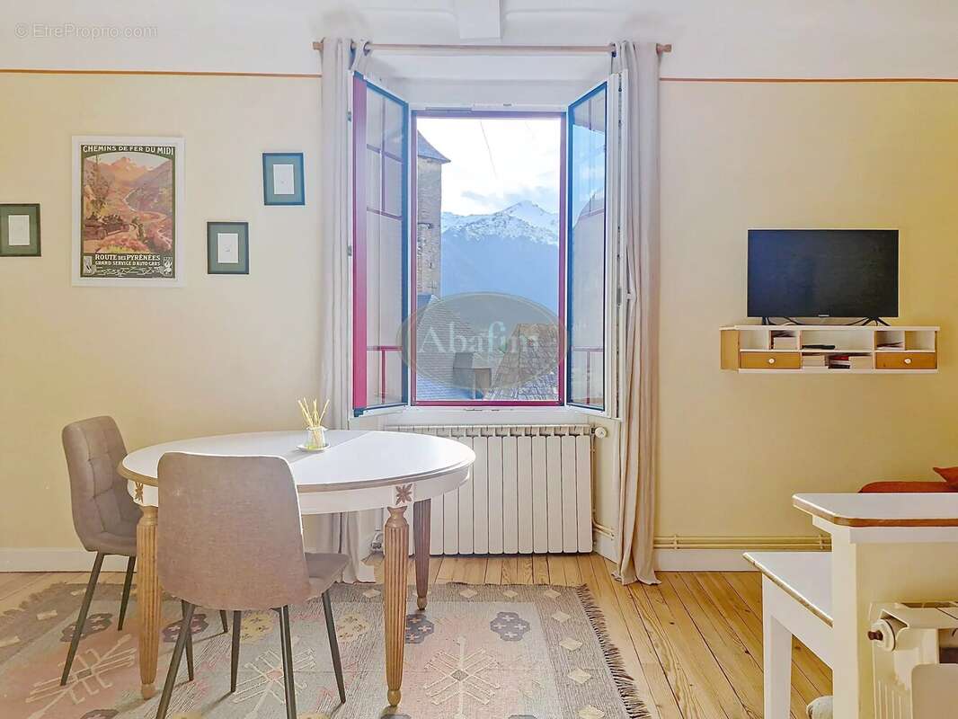 Maison à LUZ-SAINT-SAUVEUR