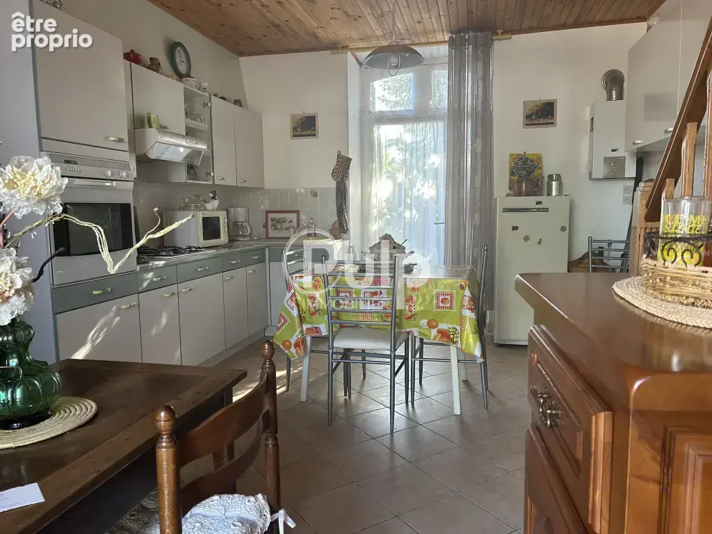 Maison à SURGERES