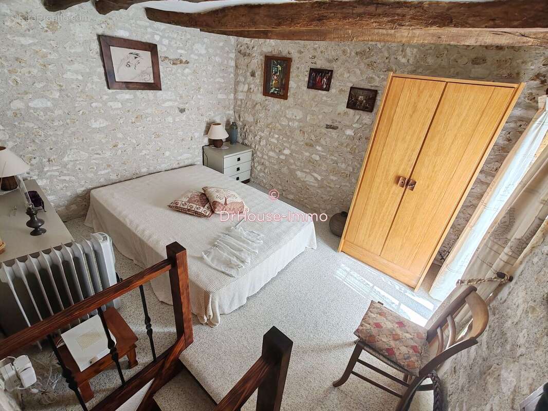 Maison à LES ORMES
