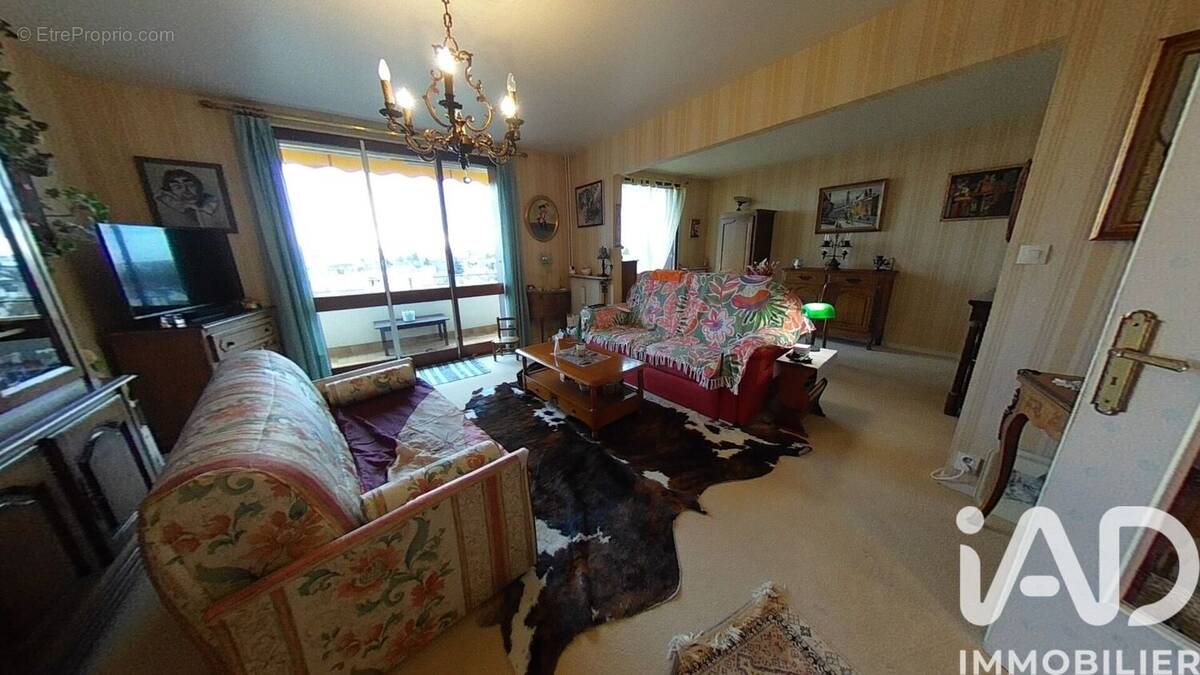 Photo 1 - Appartement à TROYES