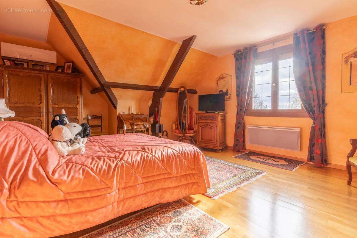 Maison à MEZY-SUR-SEINE