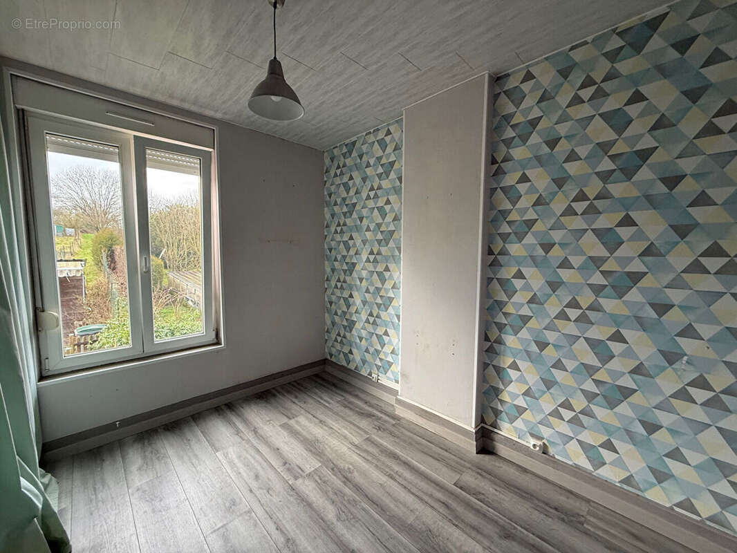 Maison à NOYERS-PONT-MAUGIS