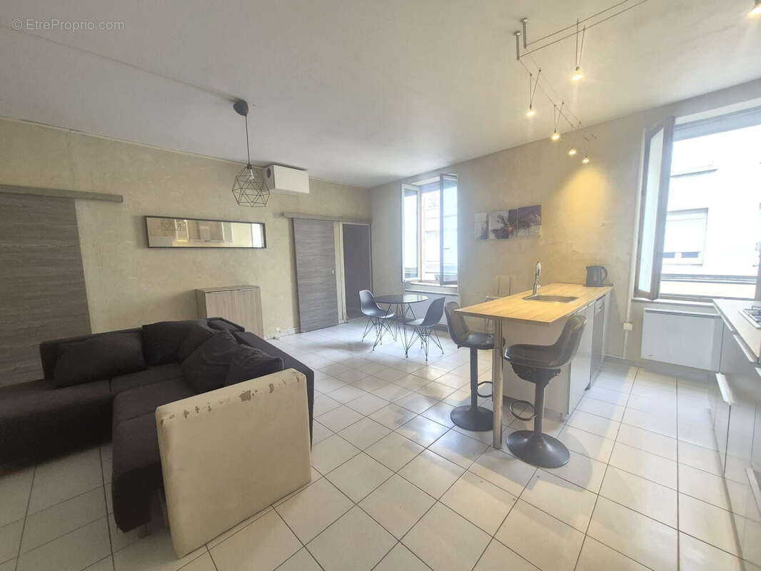 Photo 3 - Appartement à SAINT-ETIENNE