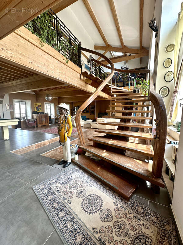 Autre à MONTBOUCHER-SUR-JABRON