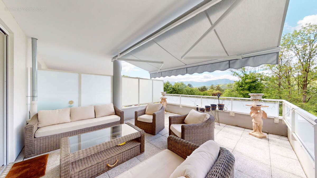 Appartement à SAINT-MARTIN-D'URIAGE