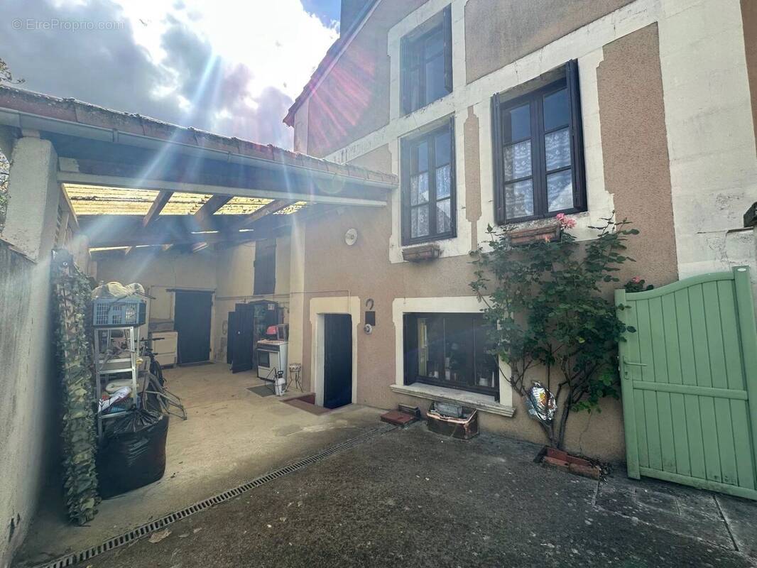 Maison à MARIGNY-BRIZAY
