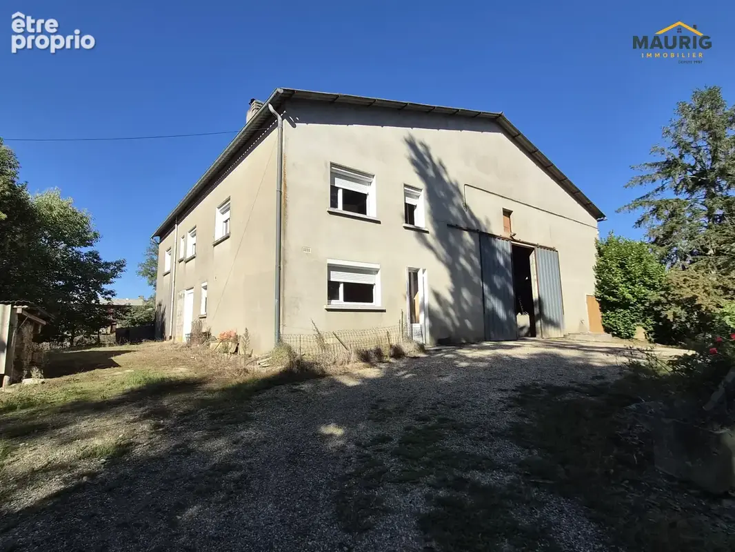 Corps de ferme avec grandes dépendances sur plus de 1,5 hectare   environnement calme- jusix - photo 1