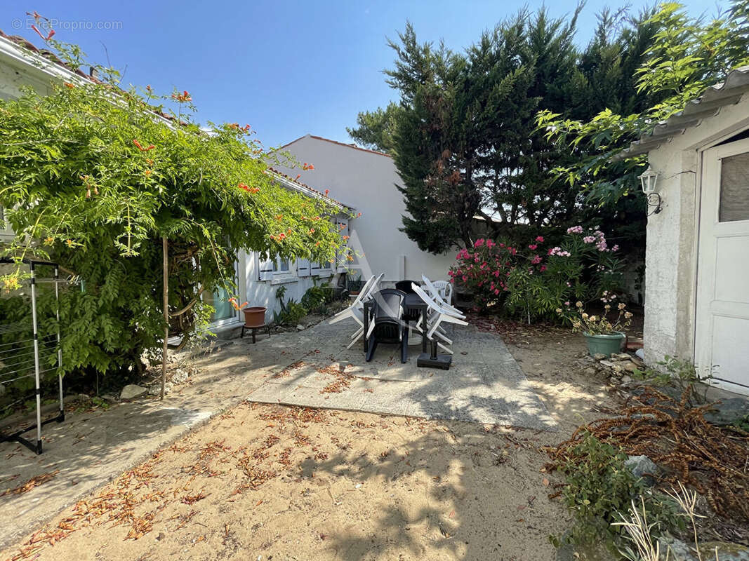 Maison à la Faute Sur Mer - photo 9