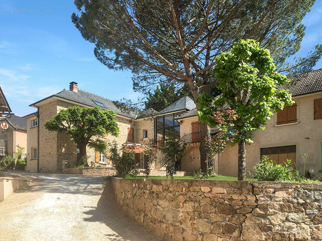 Maison à DAMPNIAT