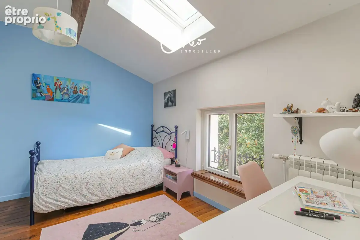 Mions - Coeur village / Château - Maison de charme 4 pièces avec piscine et garage - photo 18
