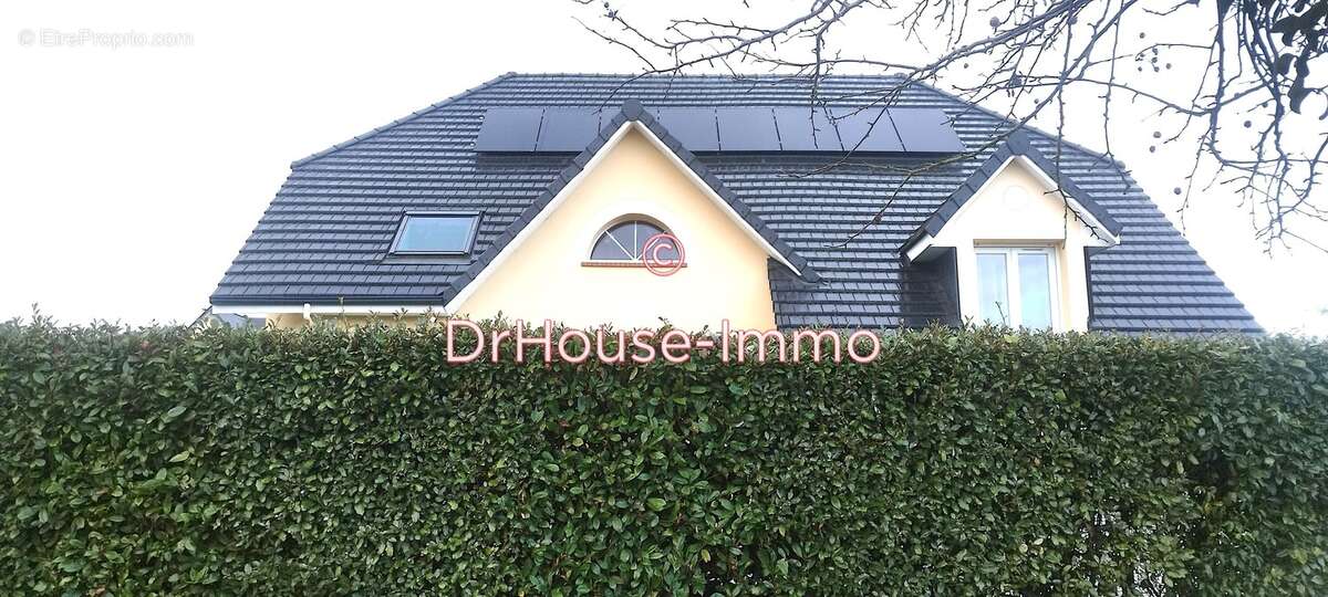 Maison à SAINT-OUEN-DE-THOUBERVILLE