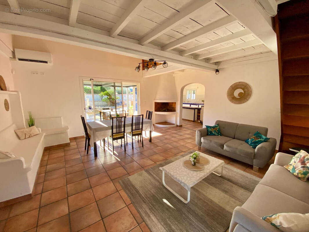 Maison à CASES-DE-PENE