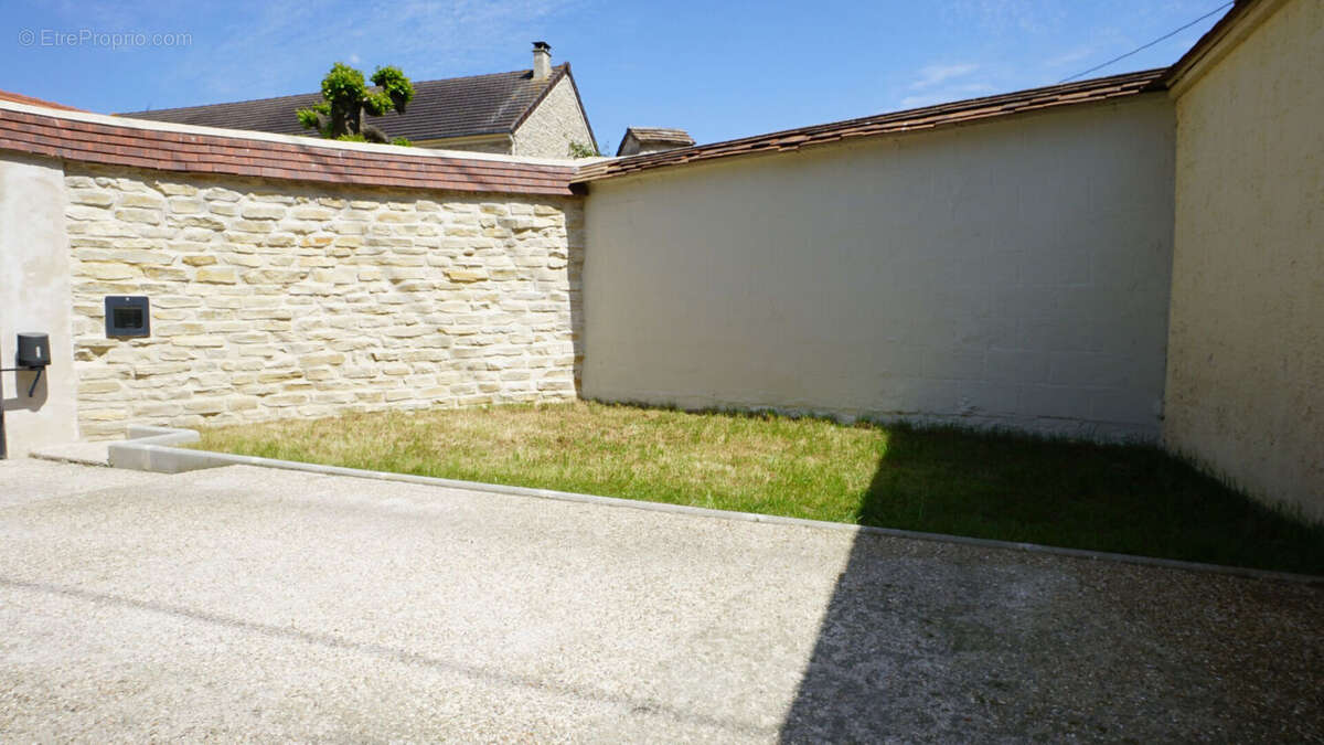 Maison à FLINS-SUR-SEINE