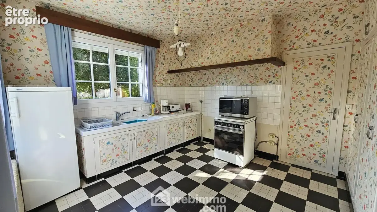 Une cuisine à rafraîchir de 14 m².