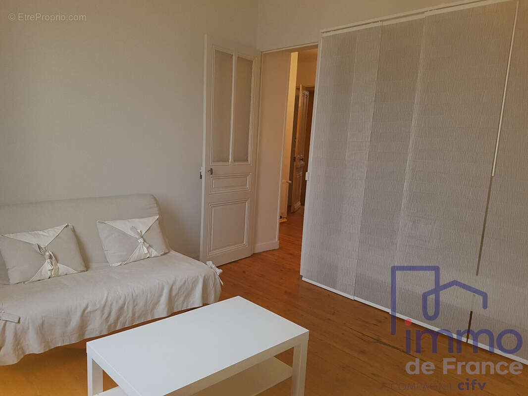 Appartement à SAINT-ETIENNE