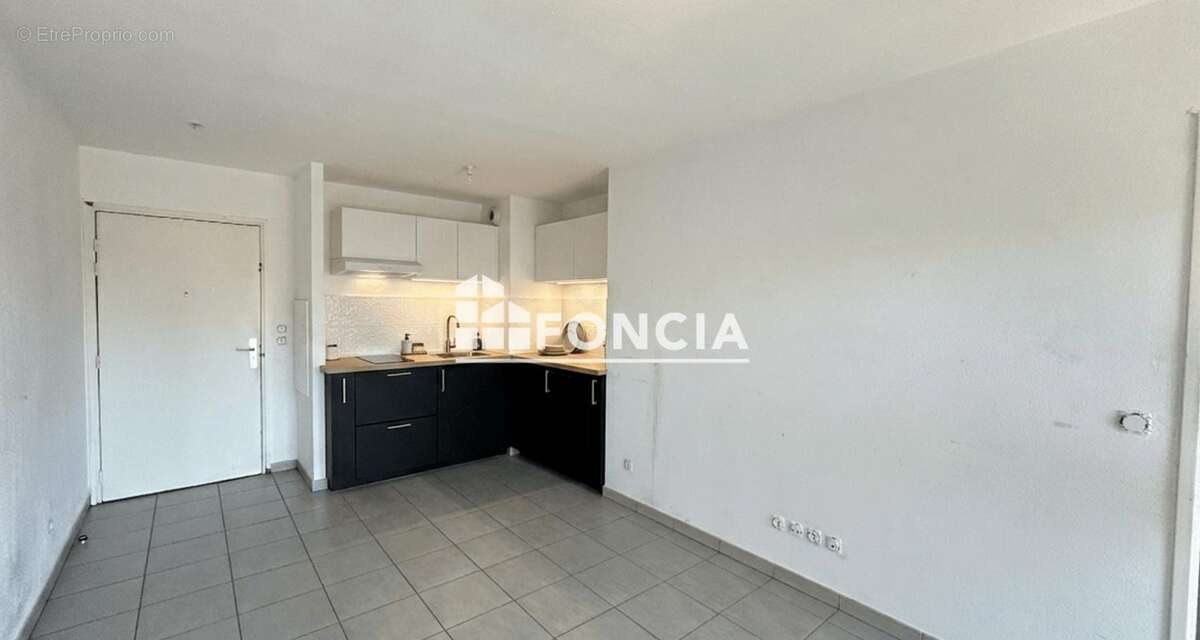 Appartement à MARSEILLE-3E