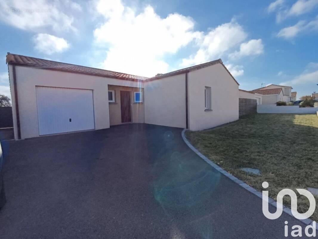 Photo 1 - Maison à TILLIERES