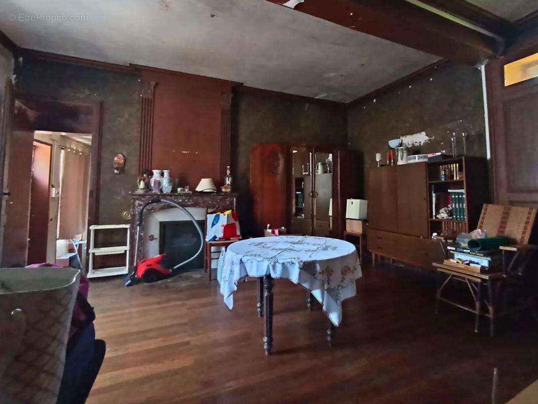 Maison à MONTHOIRON