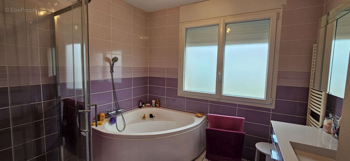 Maison à BELLERIVE-SUR-ALLIER