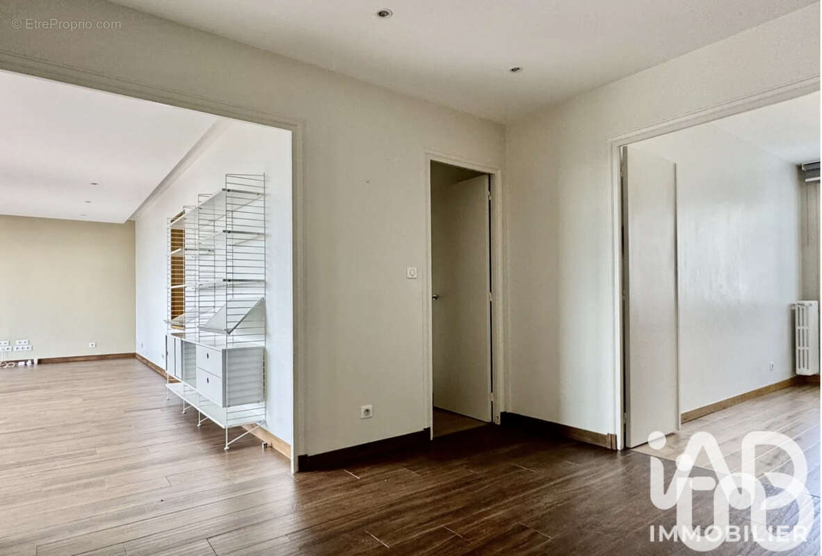 Appartement 150 m² à Suresnes  - photo 8