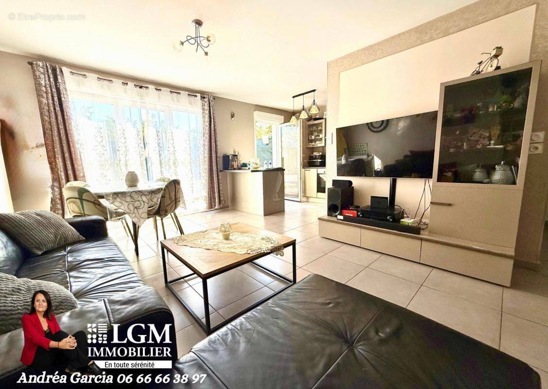 Maison à CHATEAUNEUF-LES-MARTIGUES