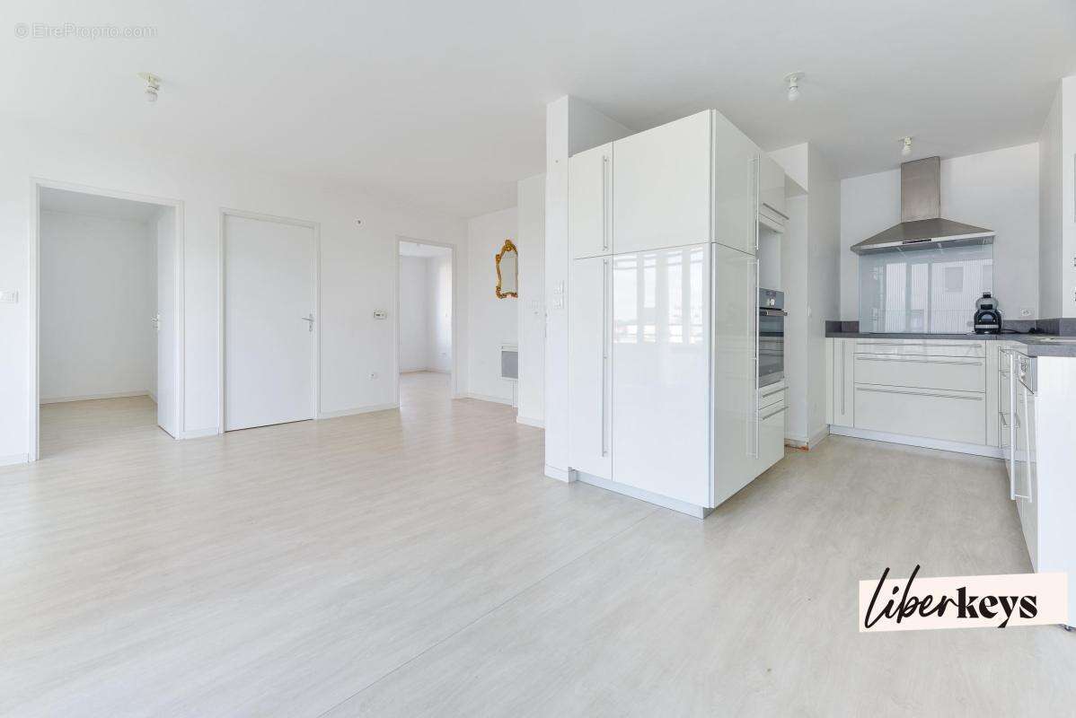 Appartement T3 avec balcon et double parking Saint-Herblain - photo 8