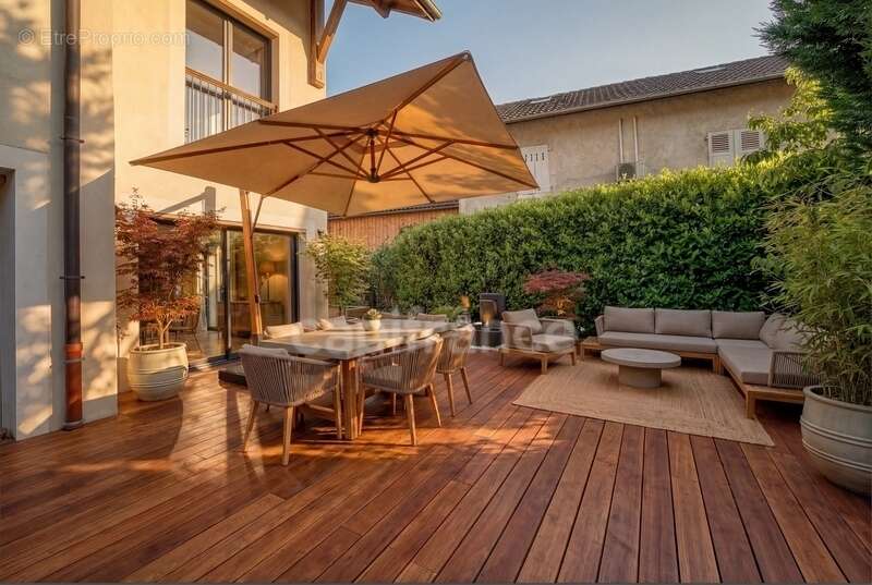 Appartement à PREVESSIN-MOENS