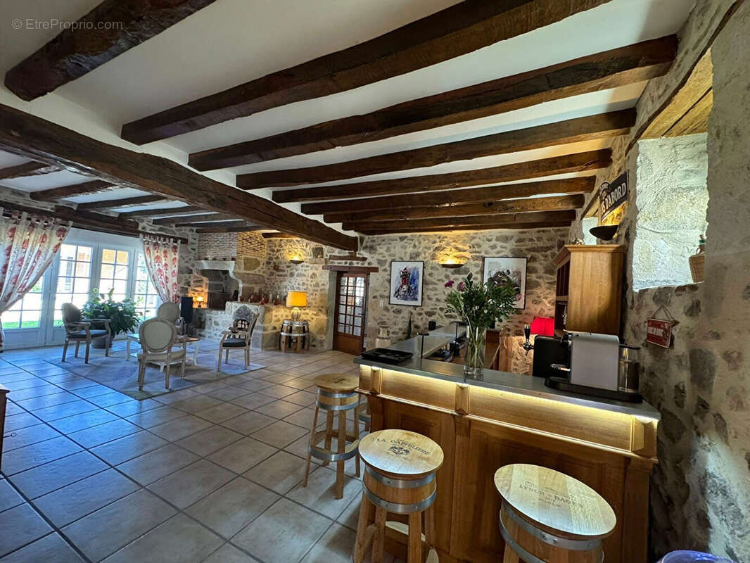 HAUTE VIENNE - Moulin enchanteur au coeur de 7,5 hectares de nature, sans voisins - photo 8