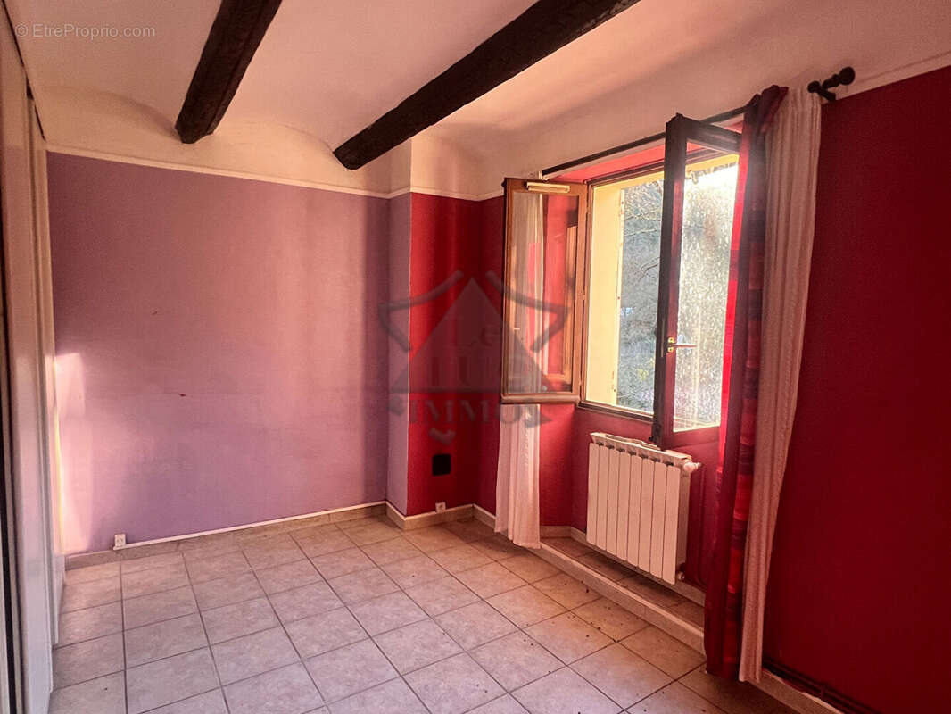 Maison à MOLIERES-SUR-CEZE