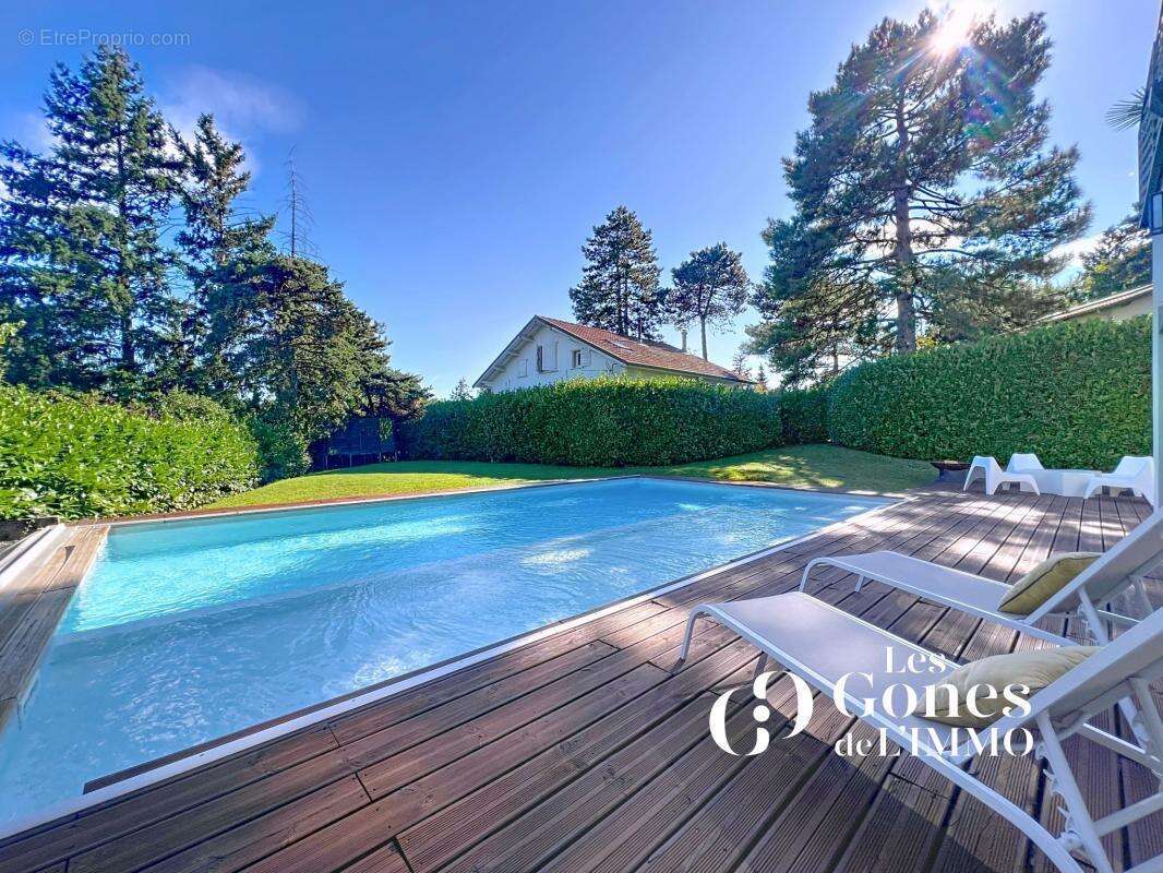 Maison à TASSIN-LA-DEMI-LUNE