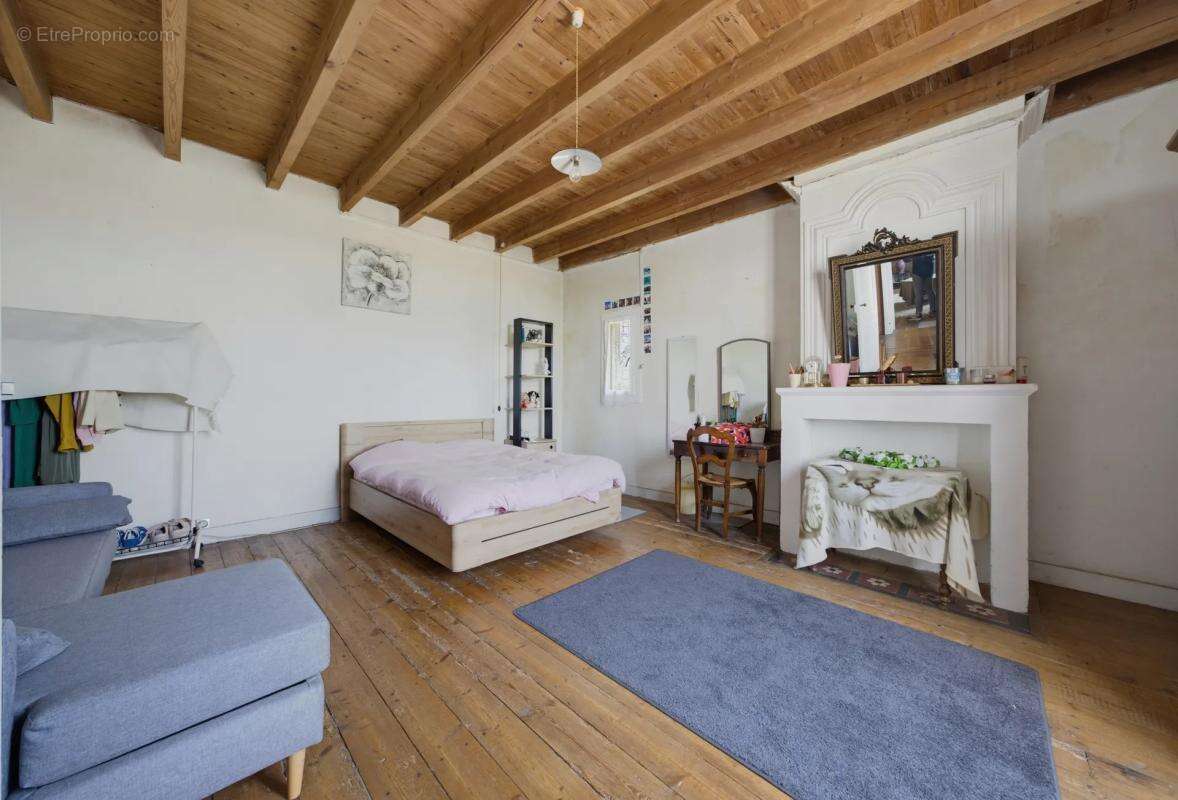 Maison de 5 pièces 3 chambres à Nérigean - photo 7