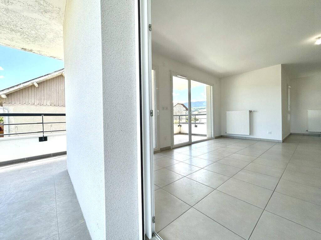 Appartement à HAUTEVILLE-SUR-FIER