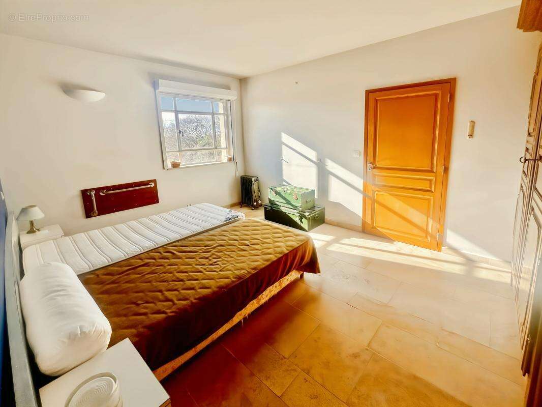 Appartement à UZES