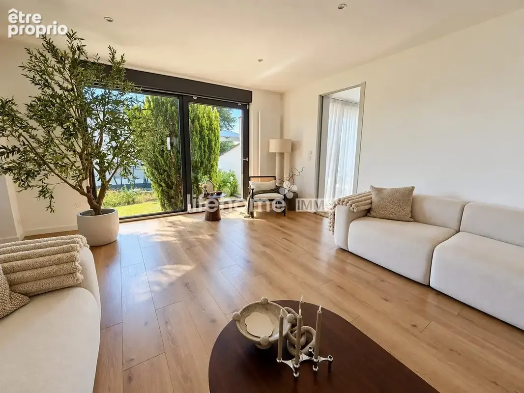 Maison 8 pièces 218 m² à vendre à Berstett (67370) - photo 2