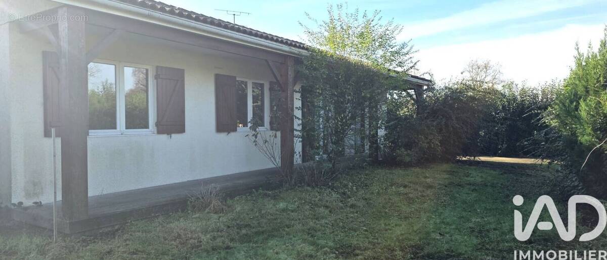 Photo 1 - Maison à LANTON