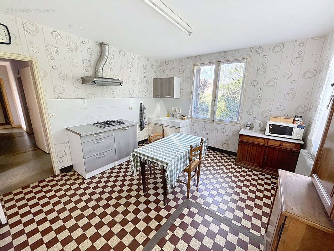 Maison à DURAVEL