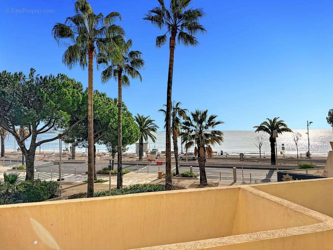 Appartement à FREJUS