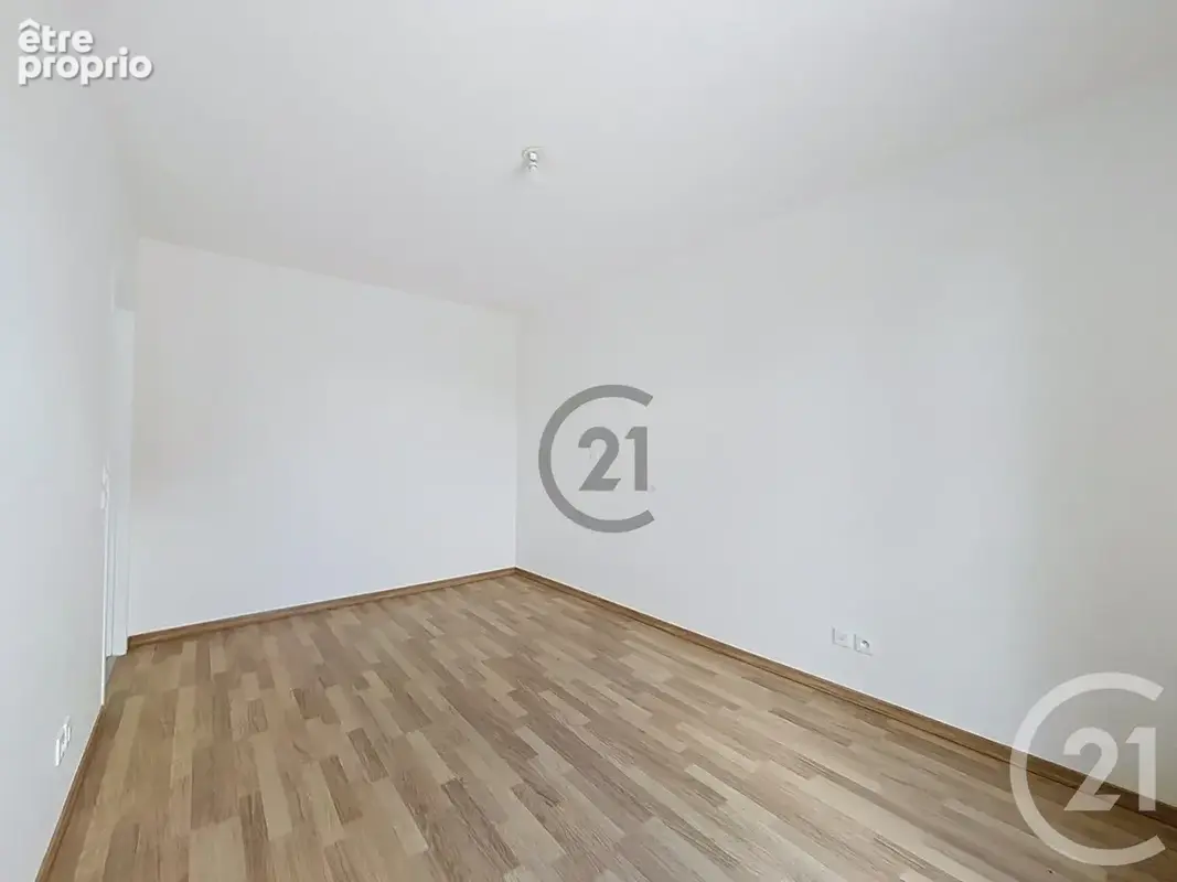 Appartement 2 pièces 45 m² à vendre à Nangis (77370) - photo 6