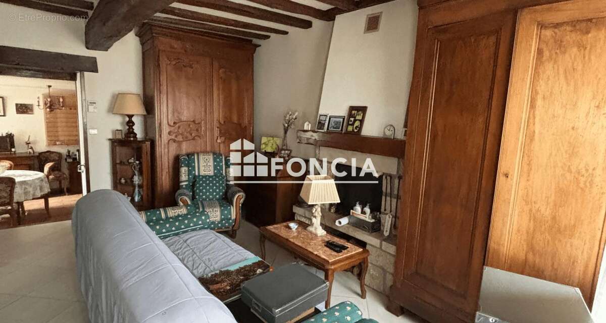 Maison à CHAINTREAUX